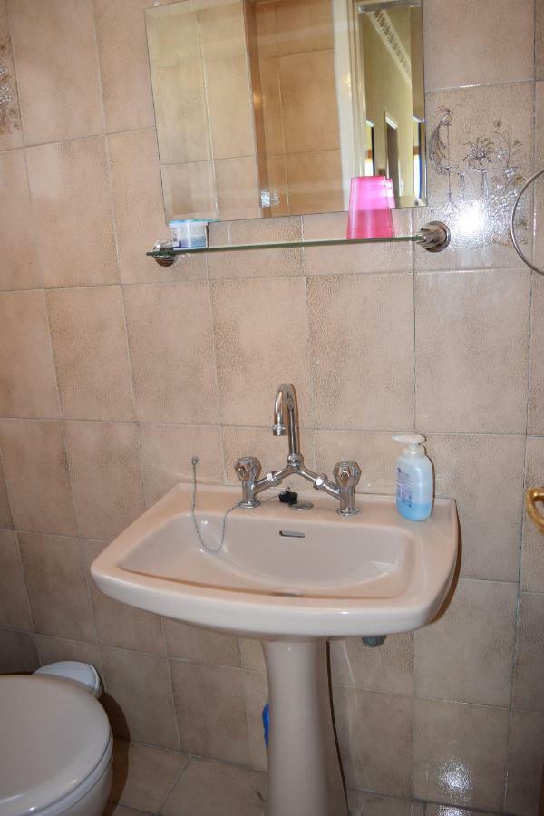 Mediterranean Breeze Apartman Limassol Kültér fotó